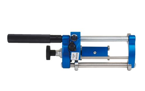 Sähköhitsaustyökalut helpottavat hitsausliitosten tekemistä.